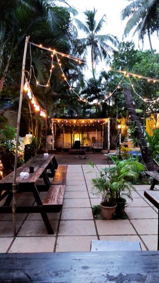 El Barrio Hostel Anjuna Exterior foto